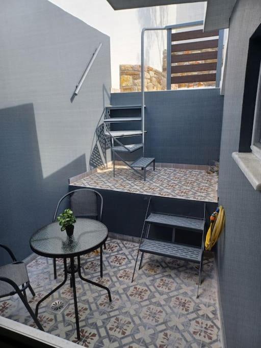 Petite Suite With Backyard. Mytilíni Exterior foto